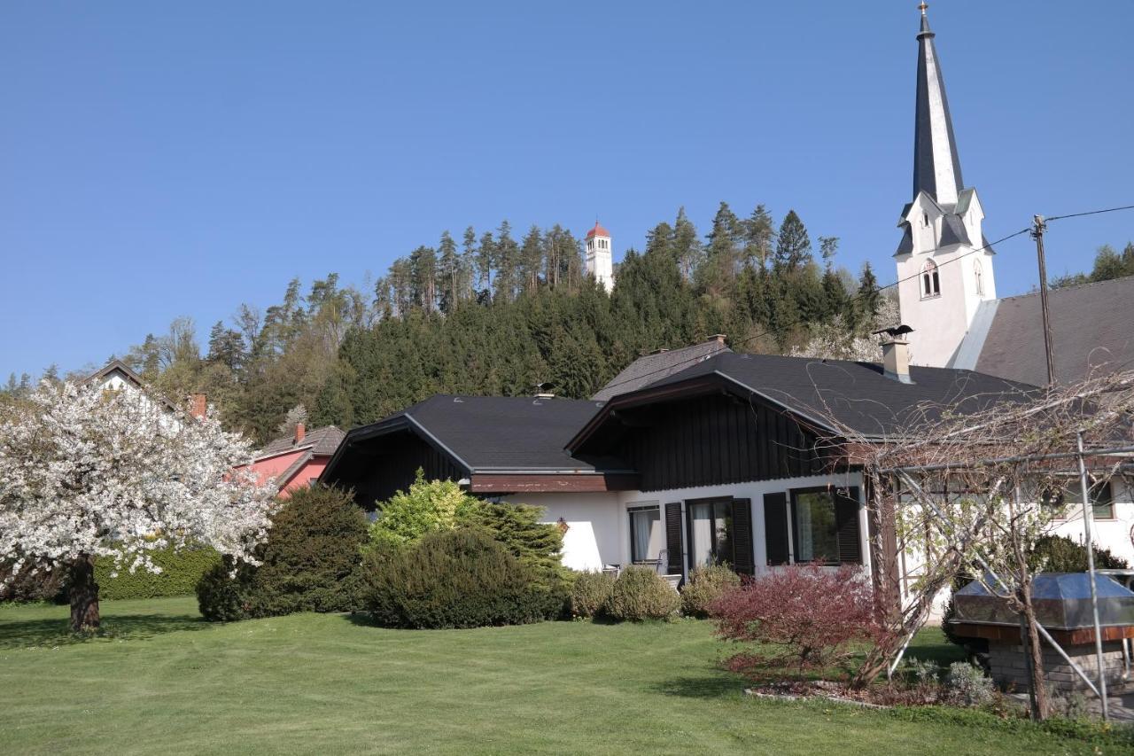 V Gemuetliches Gartenhaus Smihel nad Pliberkom المظهر الخارجي الصورة
